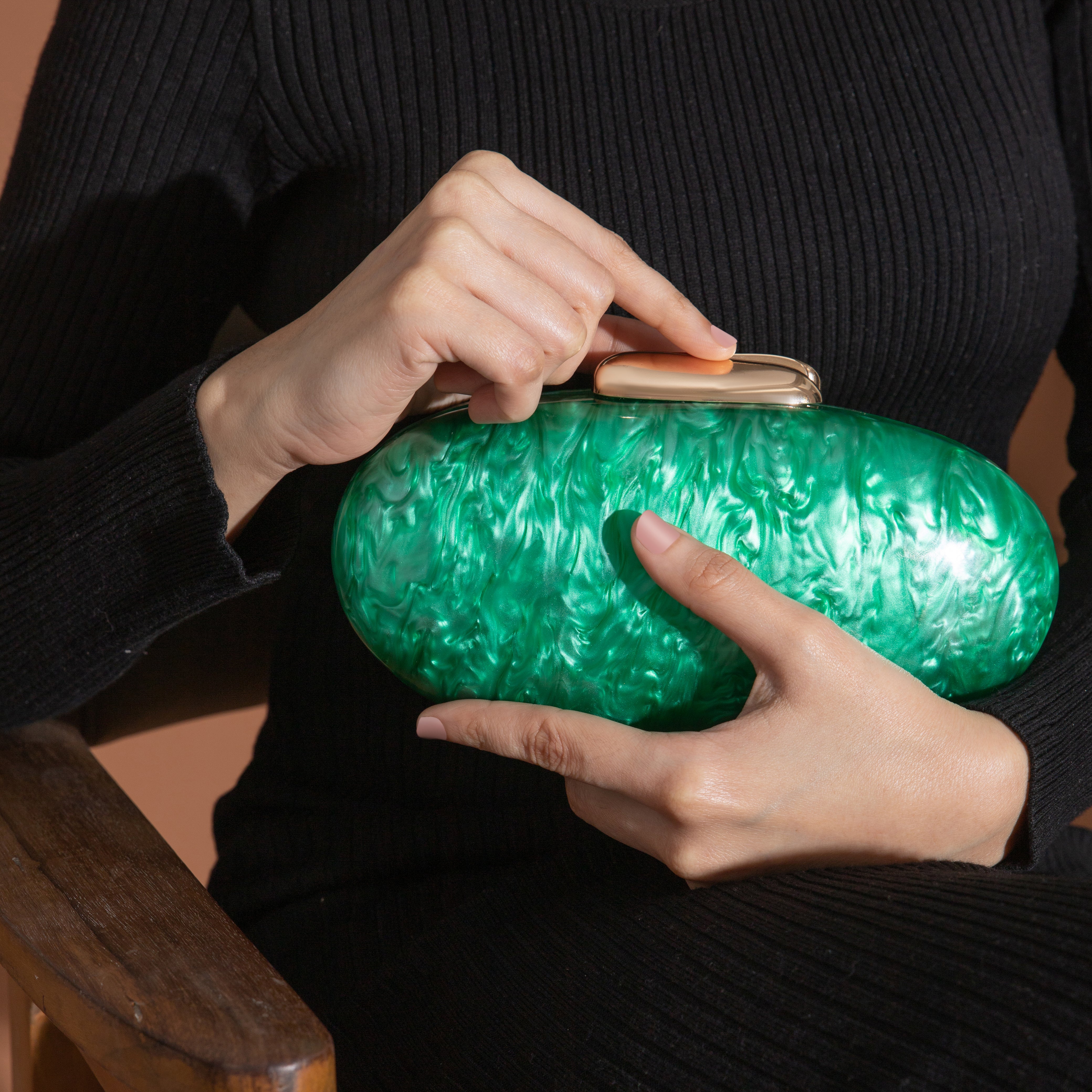 Laura - Green
